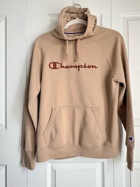 Champion Men’s Tan Turtleneck Pullover with Red Logo Size Medium